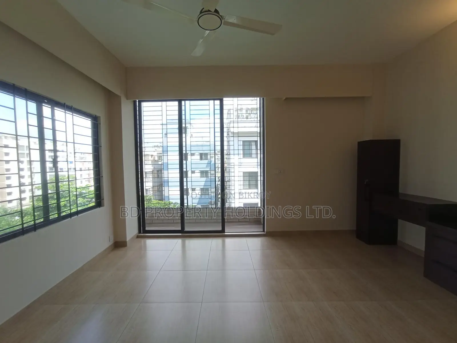 4bdrm Apartment in Basundhara for Rent