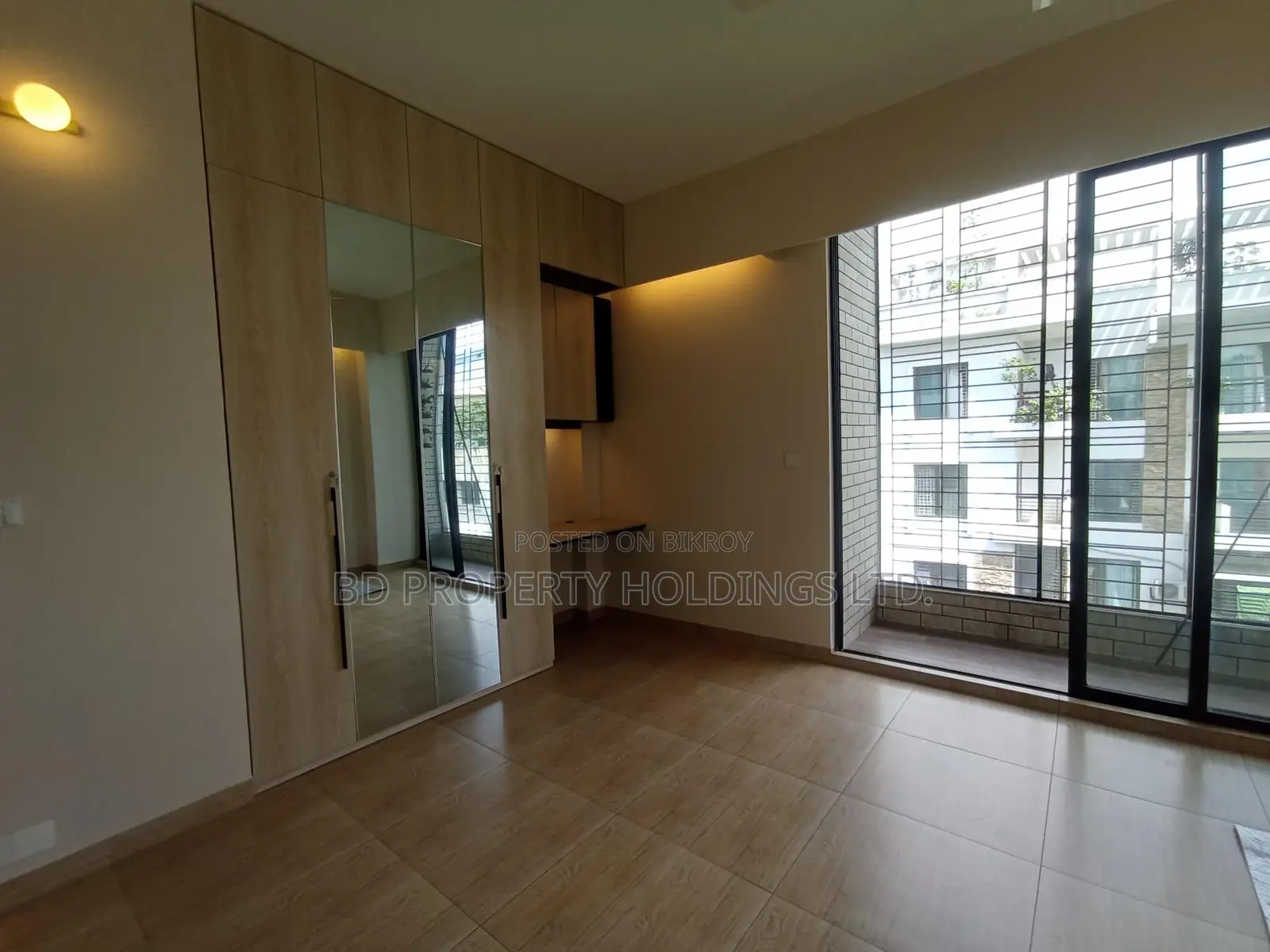 4bdrm Apartment in Basundhara for Rent