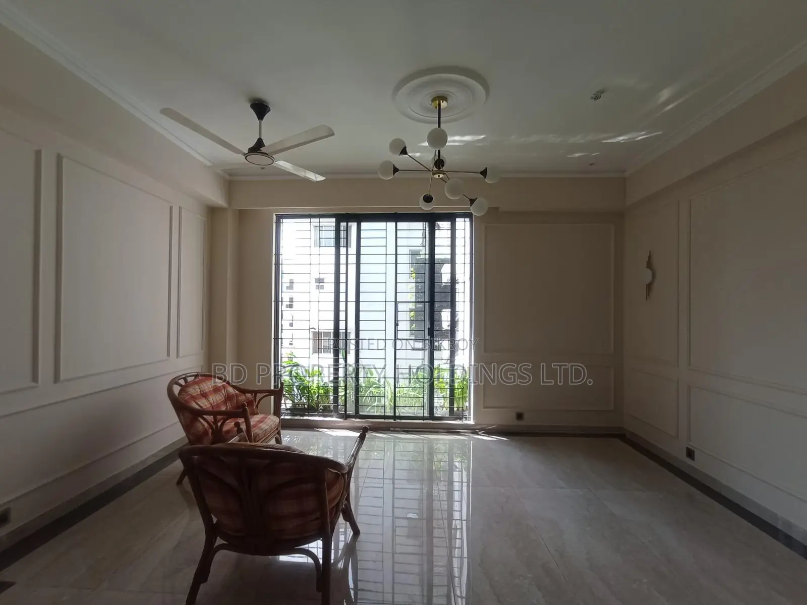 4bdrm Apartment in Basundhara for Rent