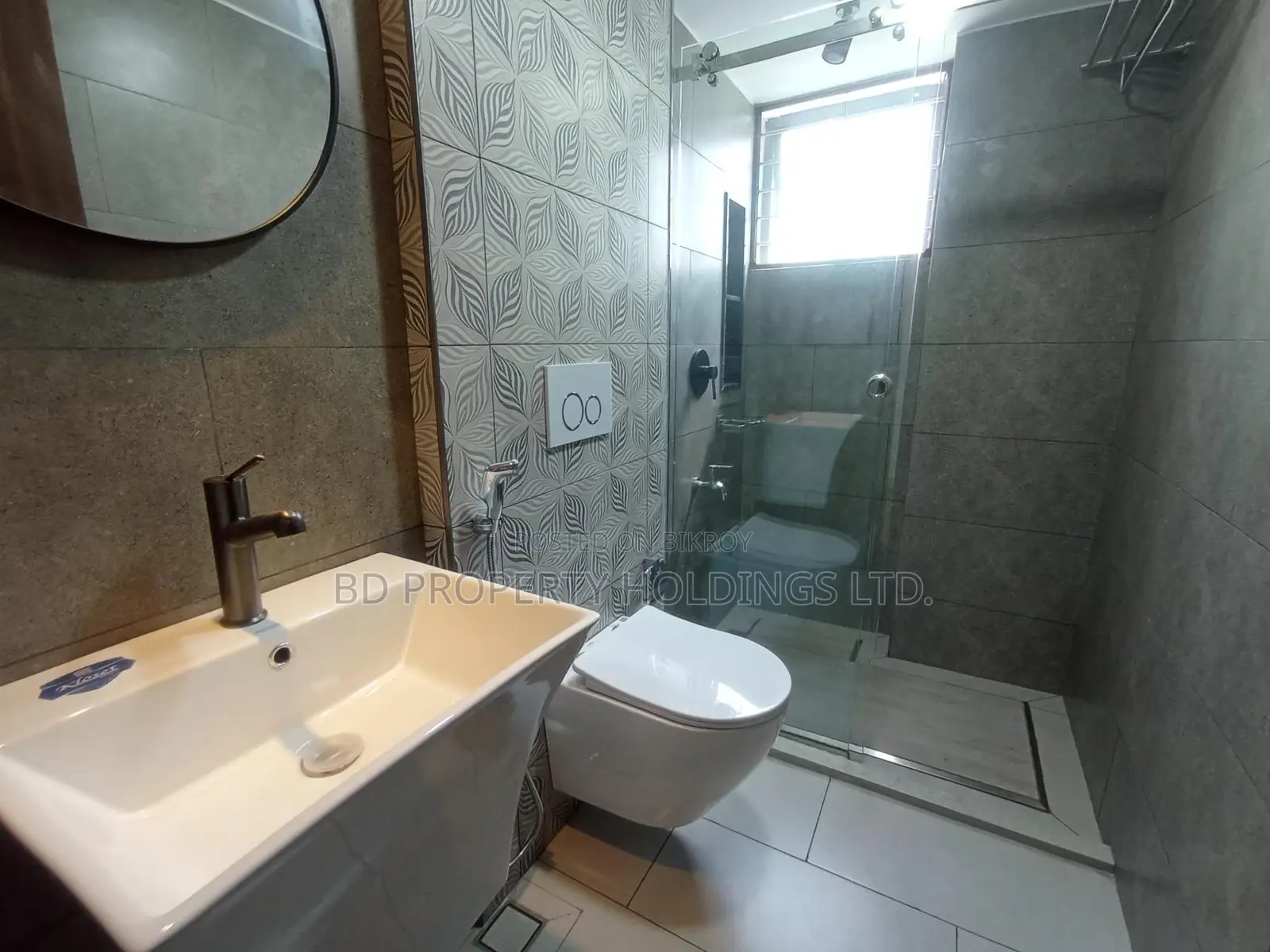 4bdrm Apartment in Basundhara for Rent