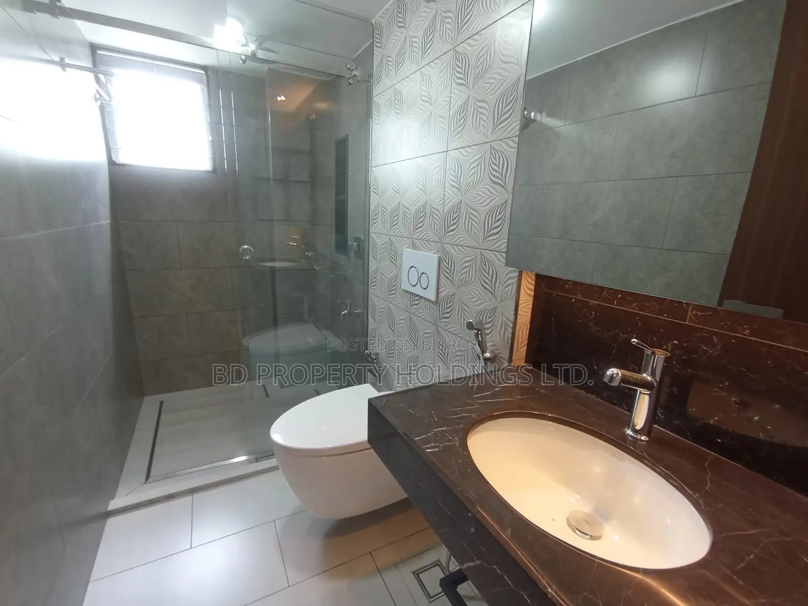 4bdrm Apartment in Basundhara for Rent
