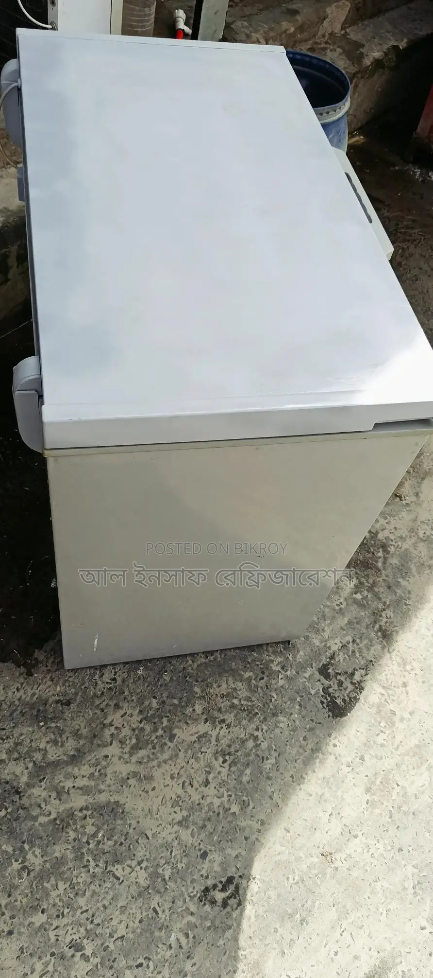 ২০০লিটার ডিপ ফ্রিজ বিক্রি করা হবে