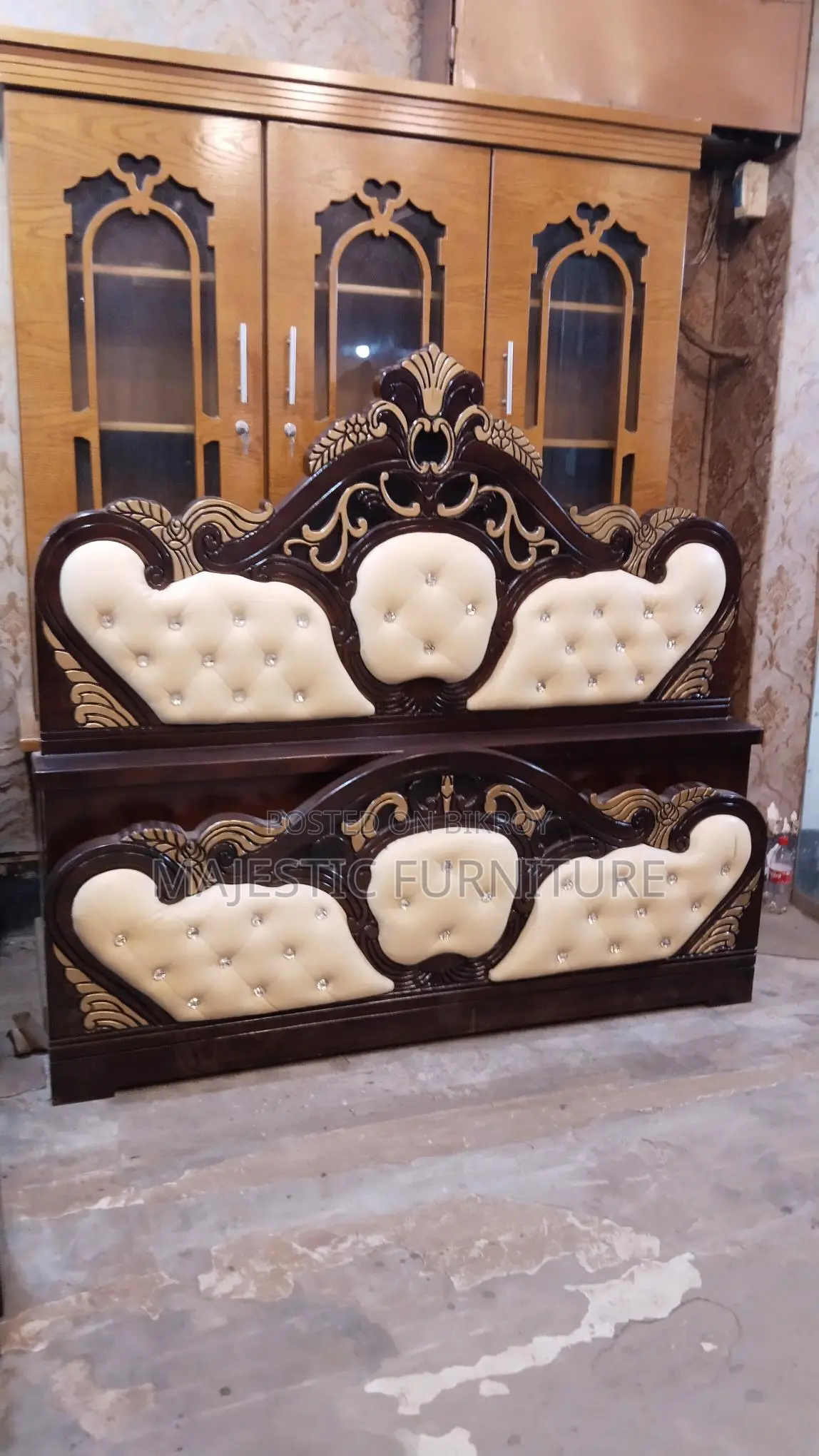 New Bed 5/7 Feet Leather. M # 5534