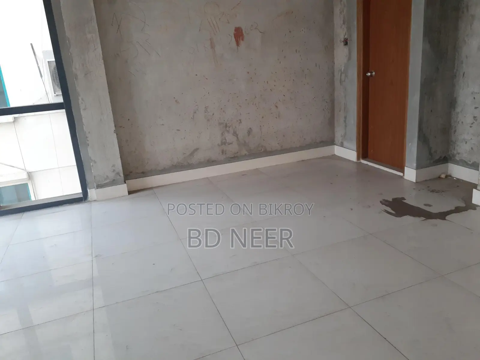গুলশানে বাণিজ্যিক ১১১২৫ বর্গফুটের ওপেন স্পেস ভাড়ার জন্য