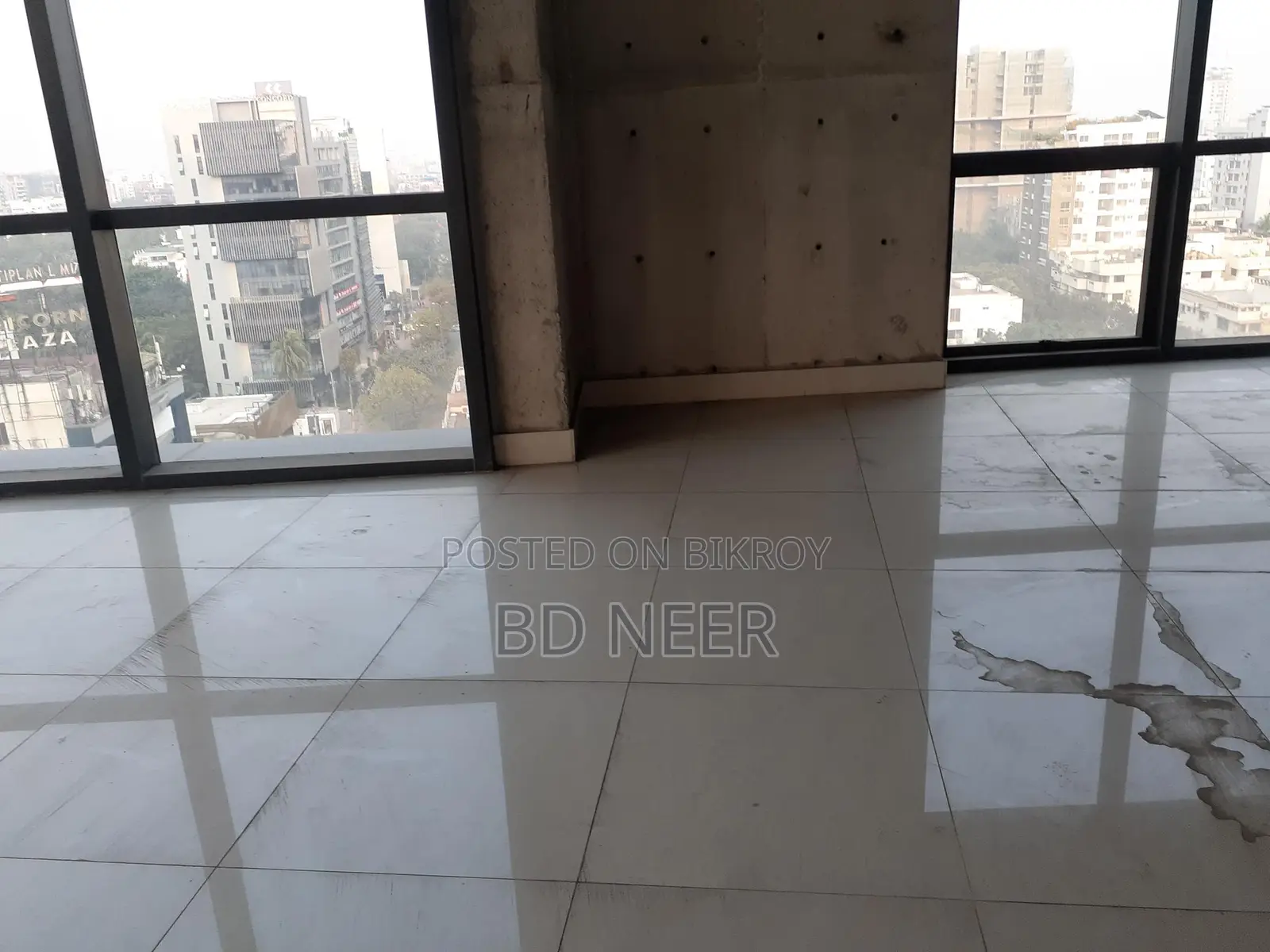 গুলশানে বাণিজ্যিক ১১১২৫ বর্গফুটের ওপেন স্পেস ভাড়ার জন্য
