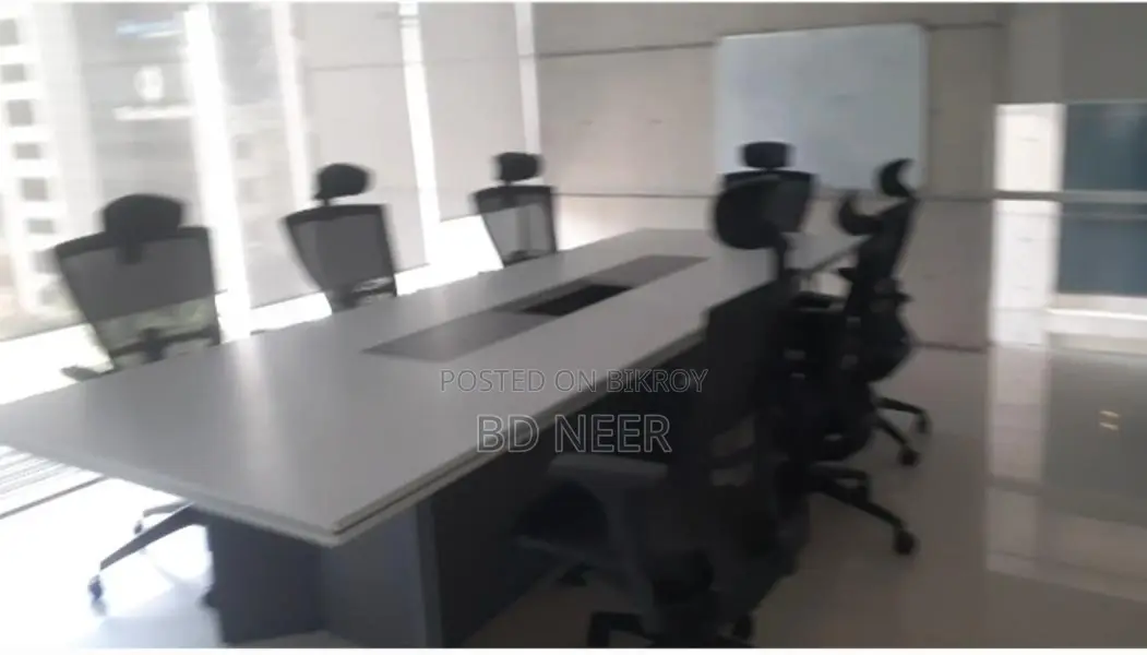 বনানীতে বাণিজ্যিক ফার্নিশড ২২০০ বর্গফুটের অফিস ভাড়া