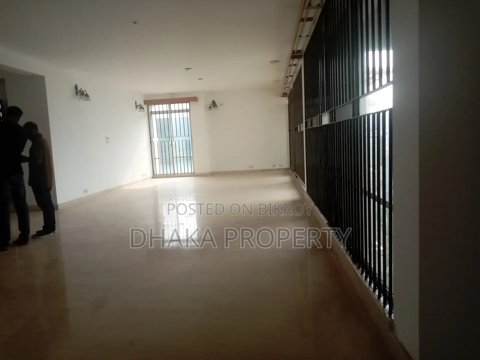 4-Bed-2- Car parking Nice Apartment Rent in Gulshan -1
