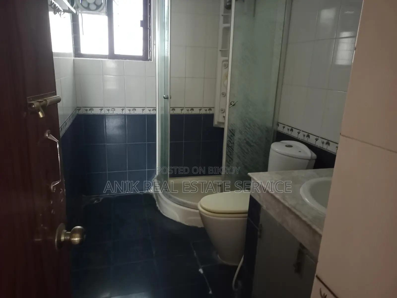 গুলশান ১-এ ভালো মানের ৪ বেডরুমের আনফার্নিশড ফ্ল্যাট ভাড়া
