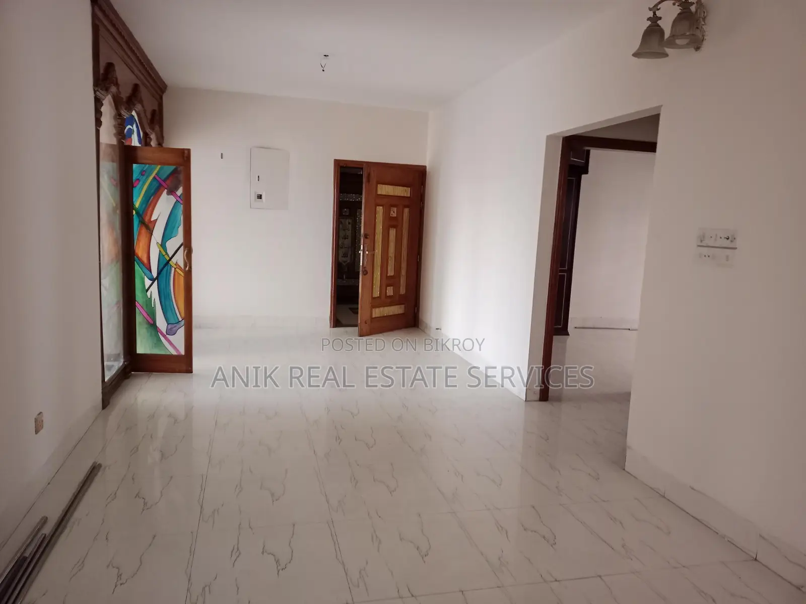 গুলশান ১-এ ভালো মানের ৪ বেডরুমের আনফার্নিশড ফ্ল্যাট ভাড়া