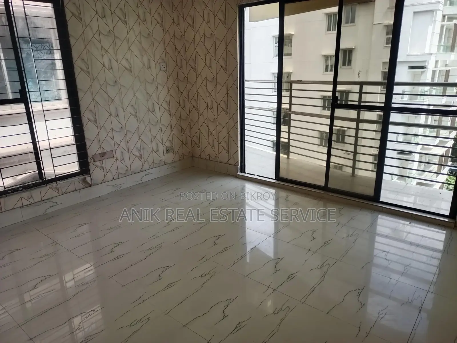 গুলশান ১-এ ভালো মানের ৪ বেডরুমের আনফার্নিশড ফ্ল্যাট ভাড়া