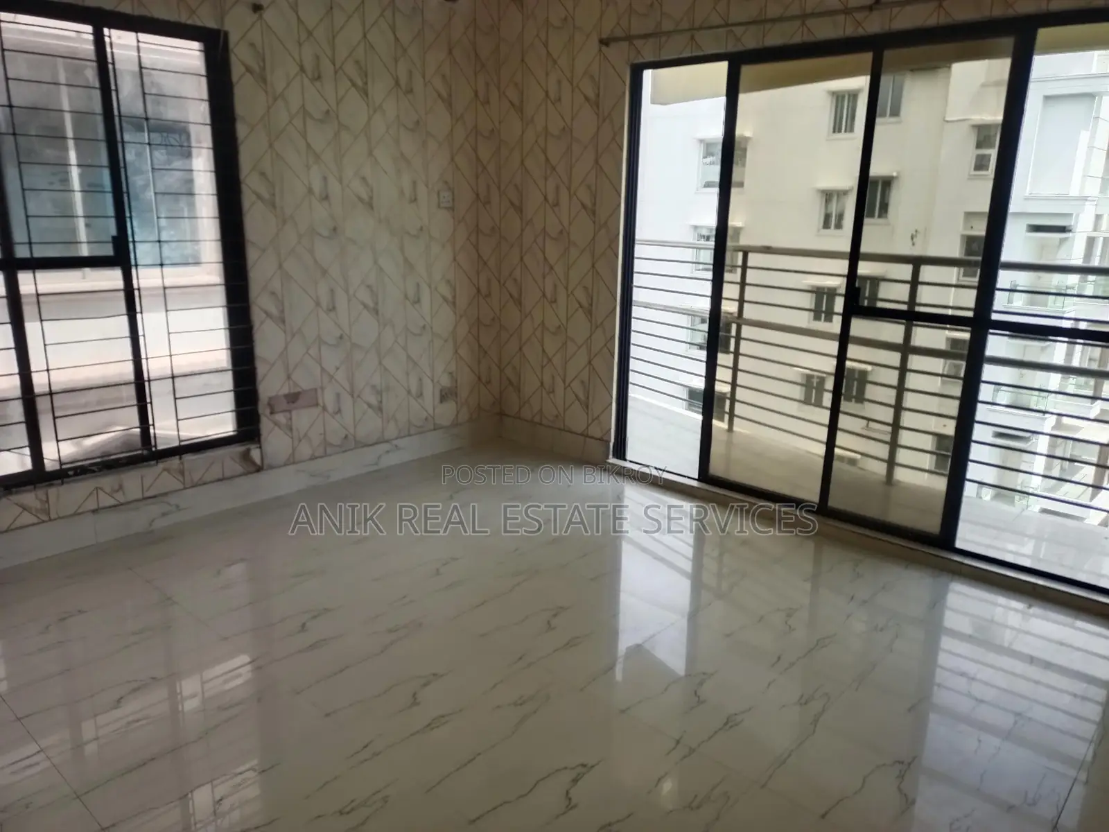 গুলশান ১-এ ভালো মানের ৪ বেডরুমের আনফার্নিশড ফ্ল্যাট ভাড়া