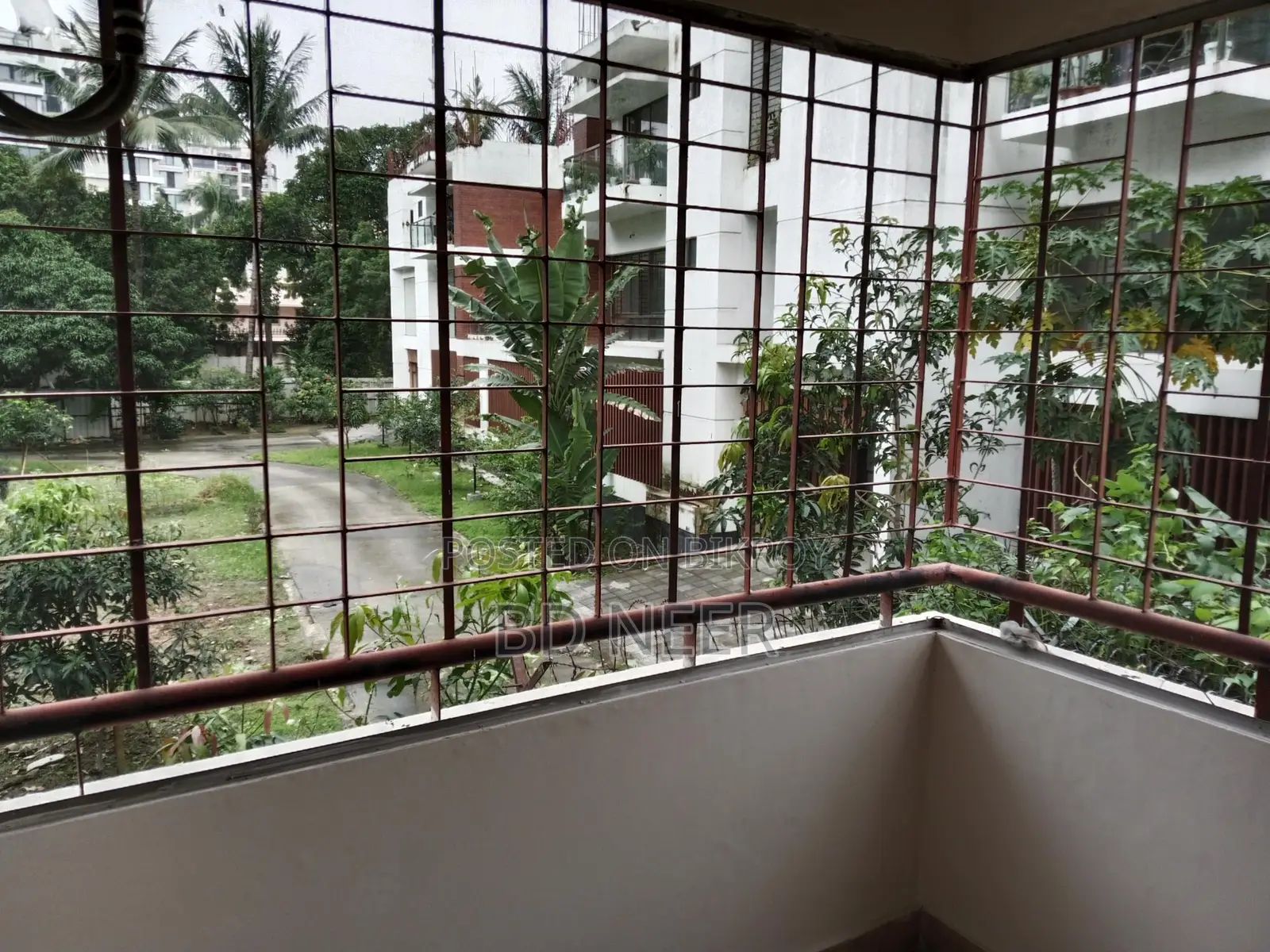 3 Bed room apt available in banani