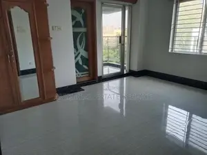 গুলশান ১-এ ভালো মানের ৩ বেডরুমের আন-ফার্নিশড ফ্ল্যাট ভাড়া হবে