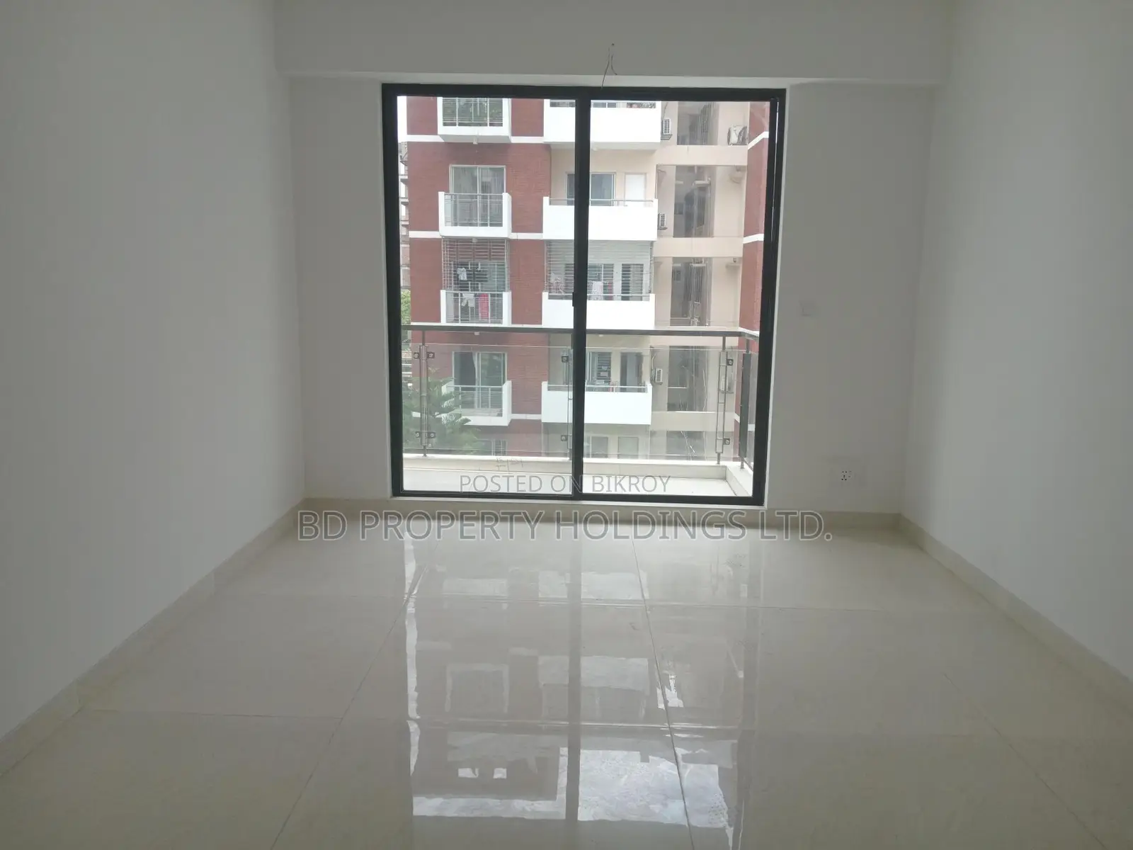4bdrm Apartment in Basundhara for Rent