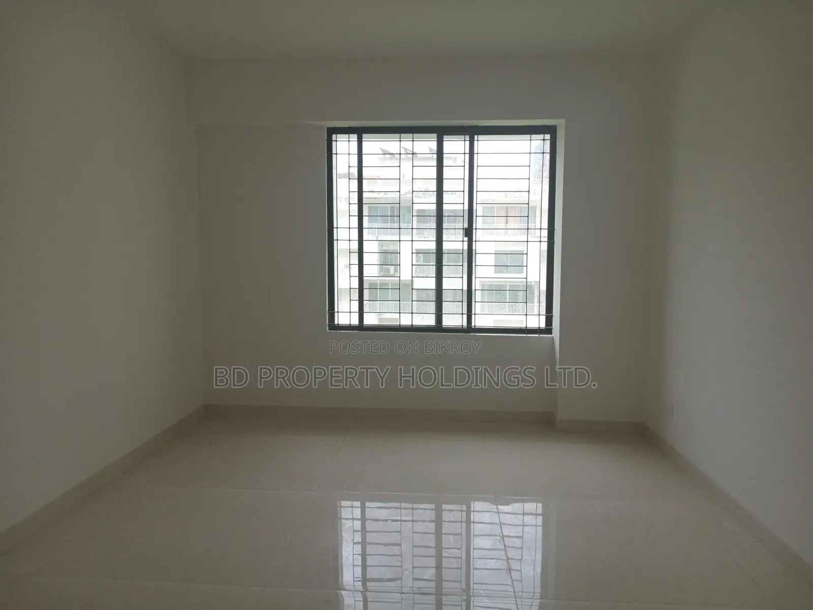 4bdrm Apartment in Basundhara for Rent