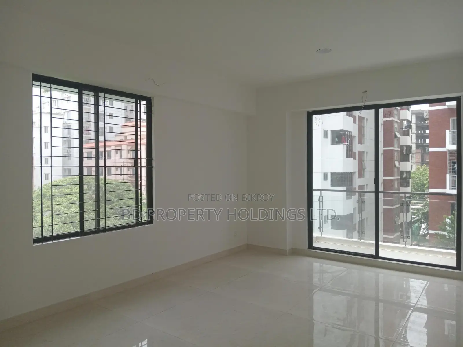 4bdrm Apartment in Basundhara for Rent