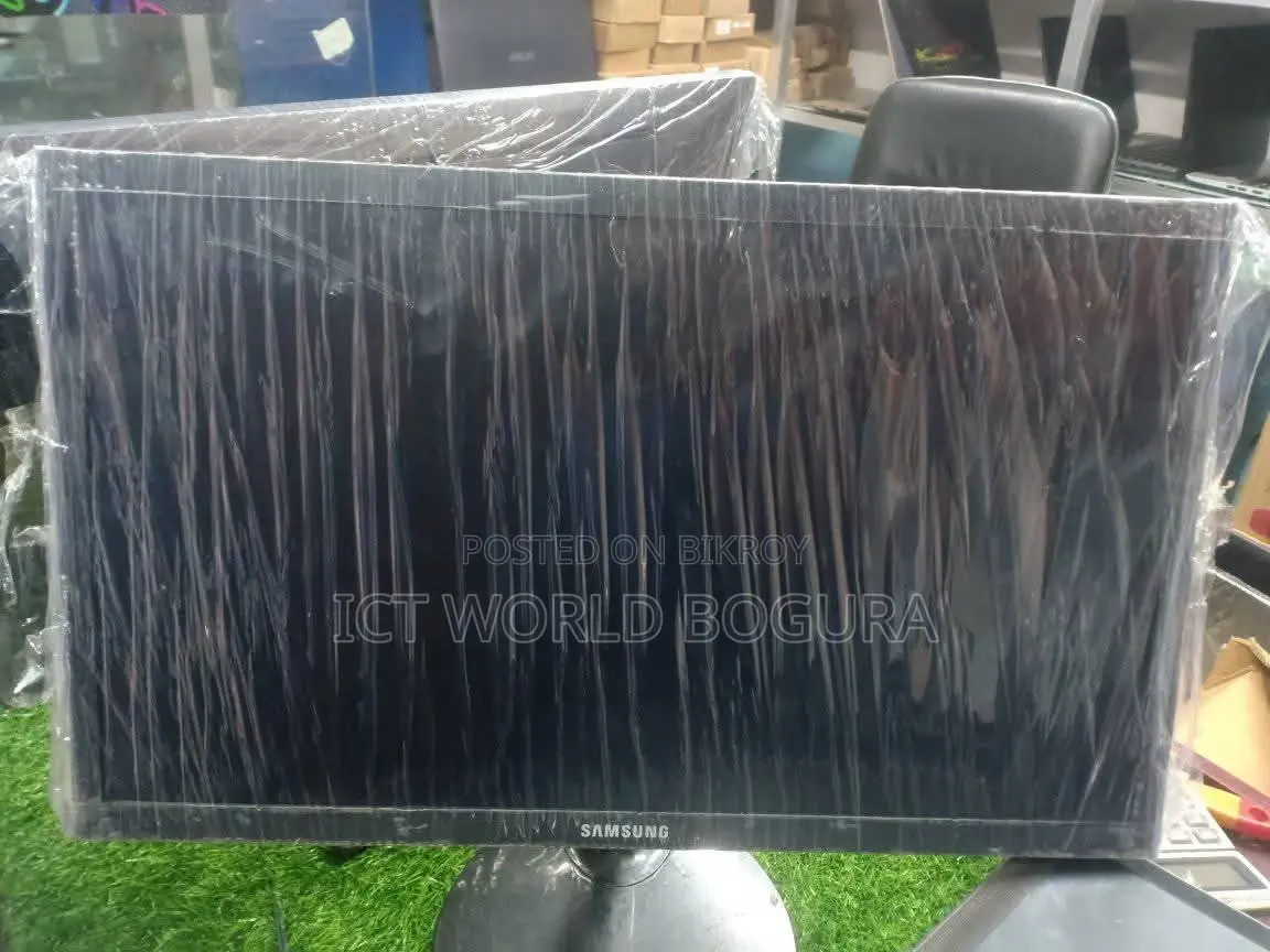 Hp /Dell 19" Monitor Brand