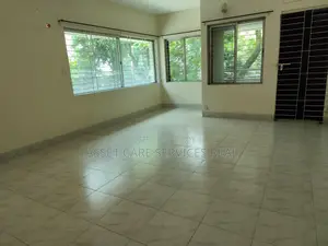3-Bedroom Unfurnished Apartment for Rent in Baridhara Diplomatic Zone
