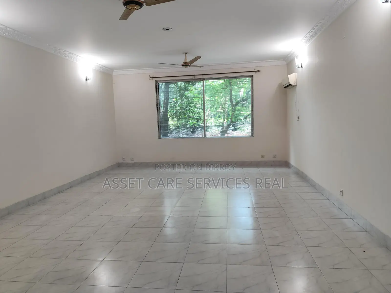 3-Bedroom Unfurnished Apartment for Rent in Baridhara Diplomatic Zone