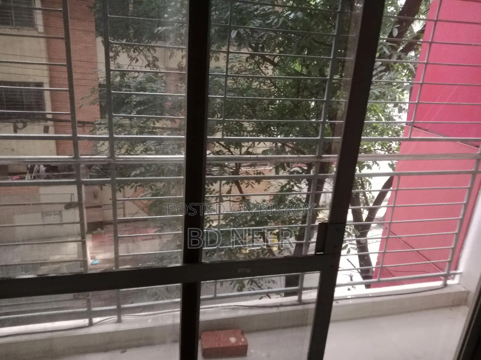 nice 2750 sft 4 Bed room apt available at banani