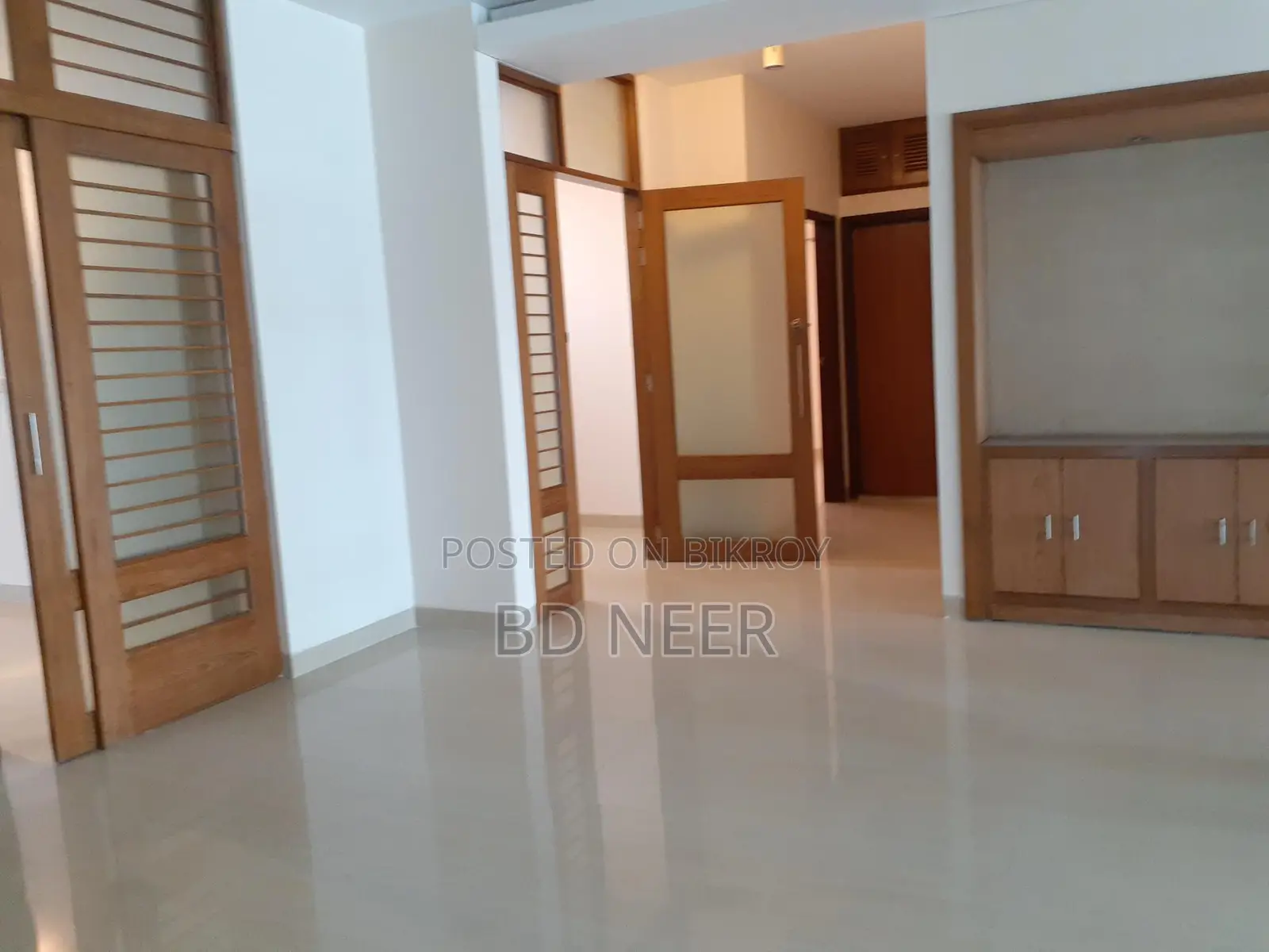 Semi Furnished 5000 sqft 4 Bed Flat Rent Gulshan-1