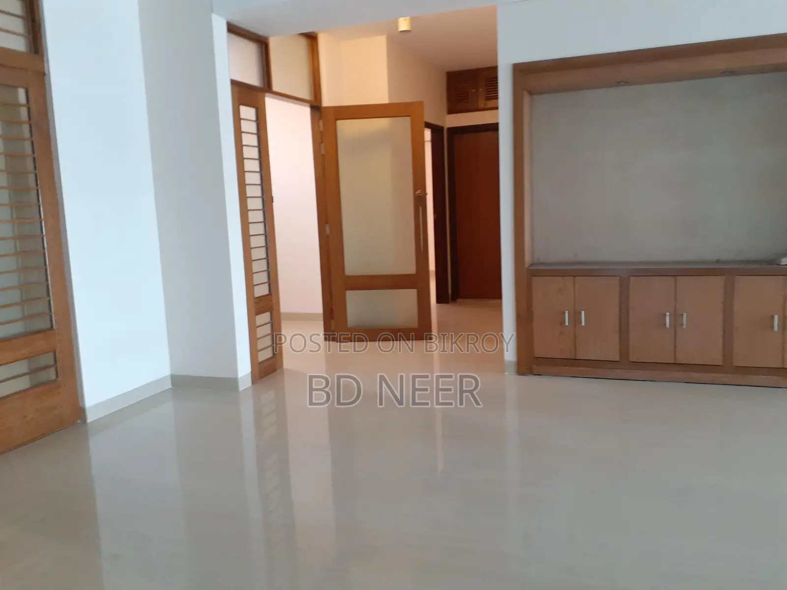 Semi Furnished 5000 sqft 4 Bed Flat Rent Gulshan-1