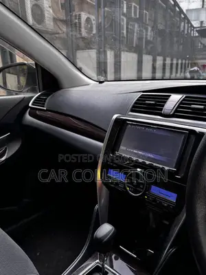Toyota Premio F 2020