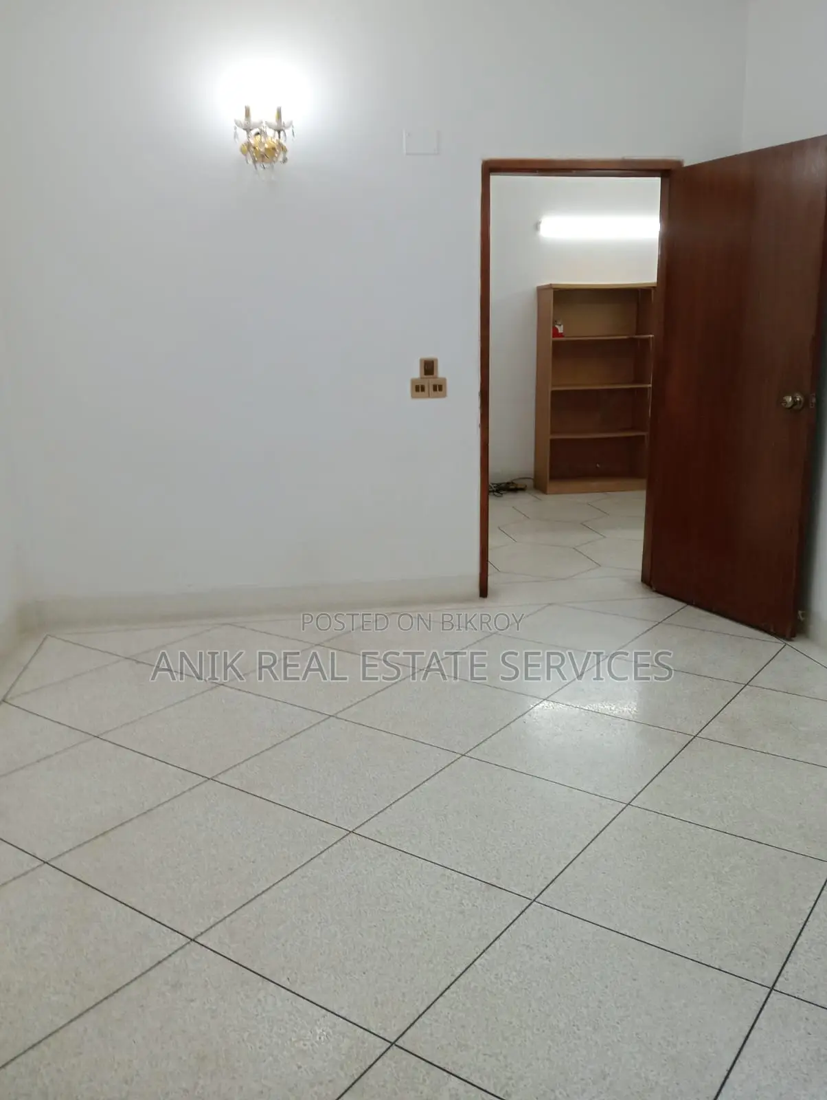 2200 Sft Semi Farnised Office Space Rent At Gulshan 1