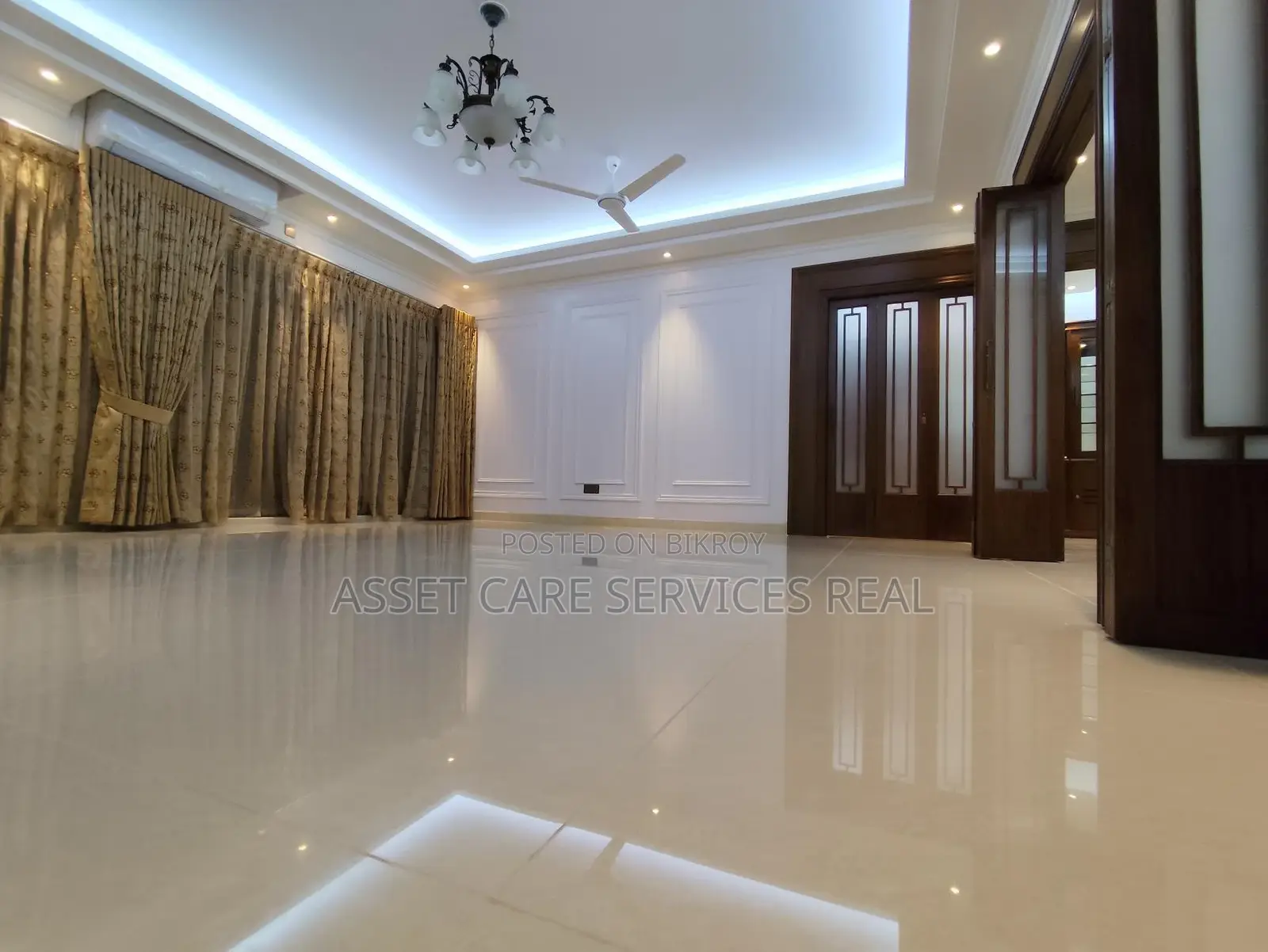 4Bed Luxurious Semi-Furnished Big Apartment Rent In Gulshan-2