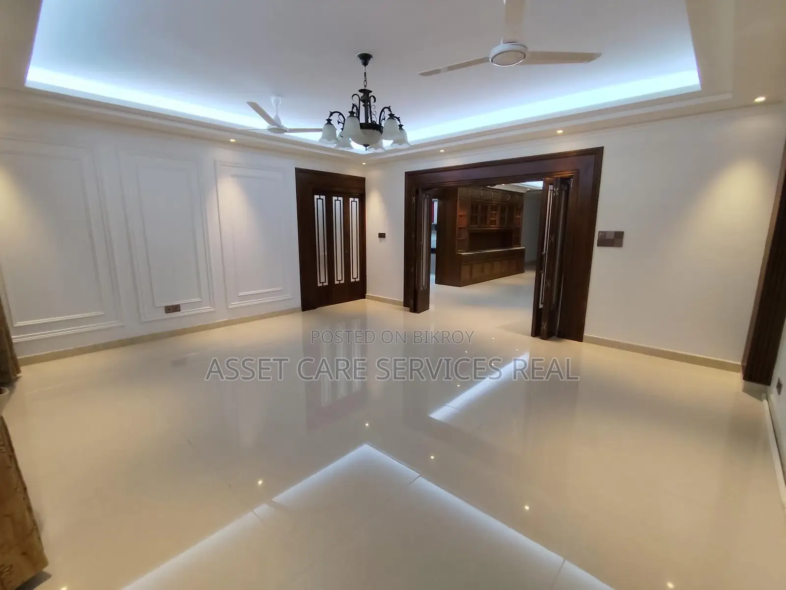 4Bed Luxurious Semi-Furnished Big Apartment Rent In Gulshan-2