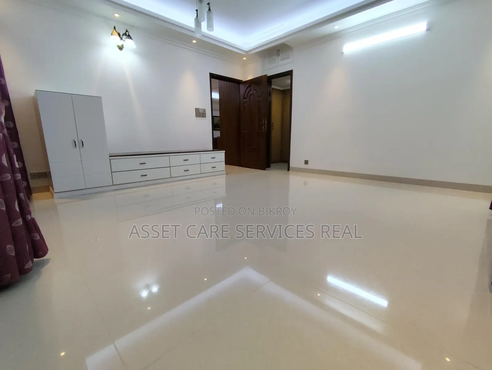 4Bed Luxurious Semi-Furnished Big Apartment Rent In Gulshan-2