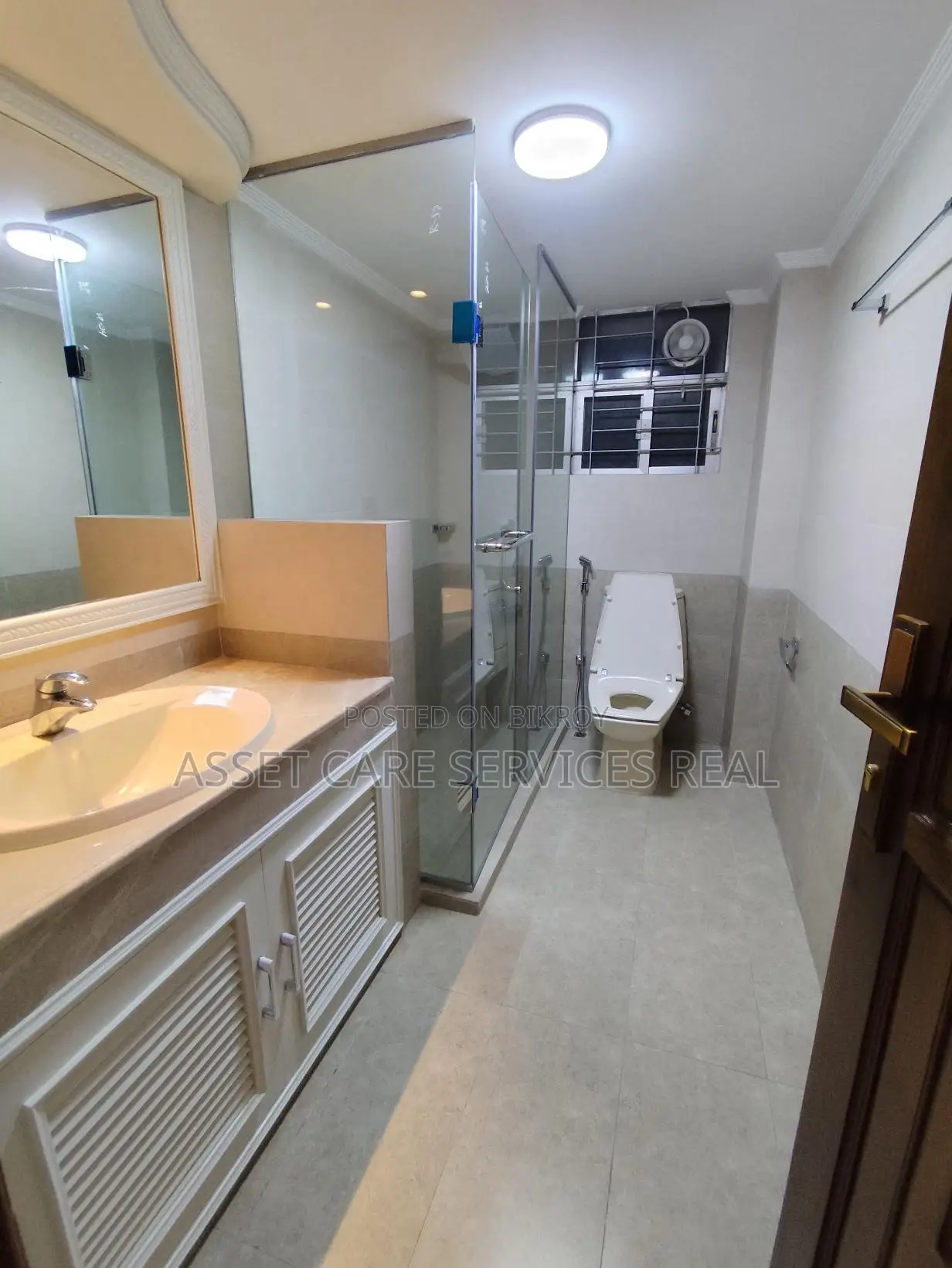 4Bed Luxurious Semi-Furnished Big Apartment Rent In Gulshan-2