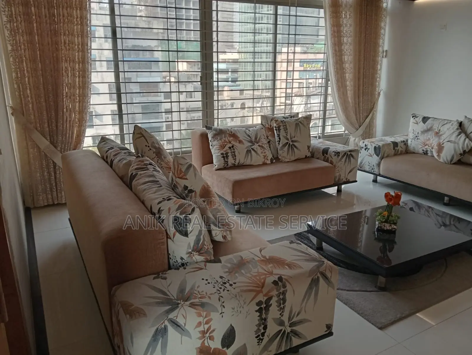 Luxurious Full Farnised Flat Rent At Gulshan 2