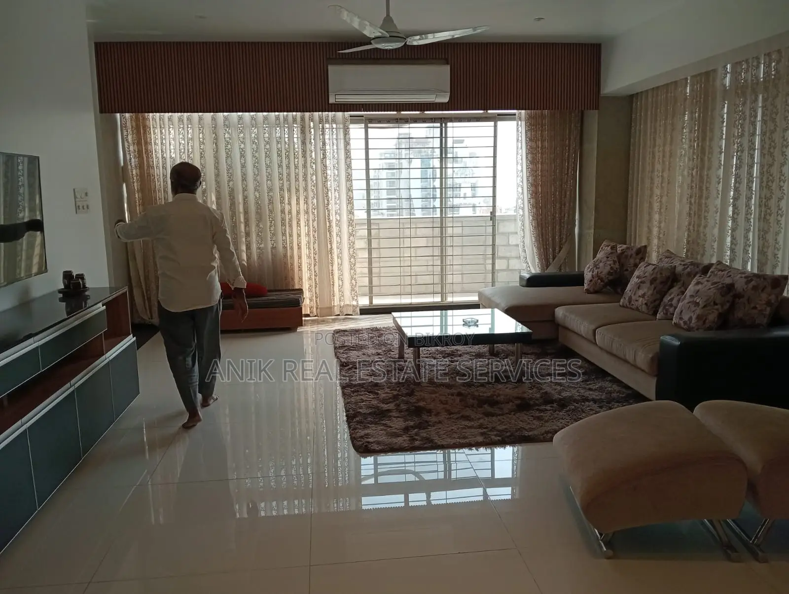 Luxurious Full Farnised Flat Rent At Gulshan 2