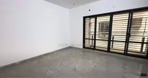 বারিধারার কূটনৈতিক জোনে বিলাসবহুল ফ্ল্যাট বিক্রয়, ৩৭০০ বর্গফুট, ৩য় তলা।