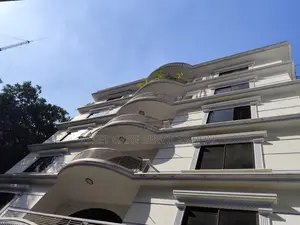 গুলশান-২ সার্কেলের কাছে ১৮,০০০ বর্গফুটের সম্পূর্ণ অফিস স্পেস ভাড়া হবে