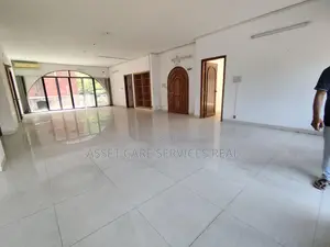 গুলশান-২ সার্কেলের কাছে ১৮,০০০ বর্গফুটের সম্পূর্ণ অফিস স্পেস ভাড়া হবে