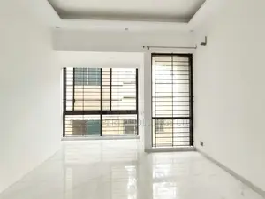 4bdrm Apartment in Basundhara for Rent