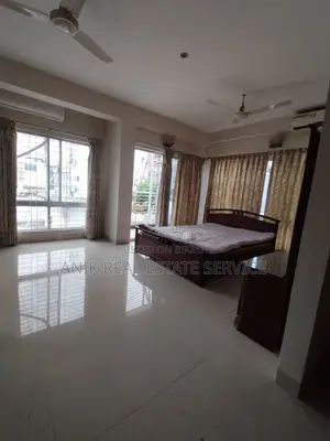 বনানীতে ভালো মানের ৩ বেডরুমের সম্পূর্ণ ফার্নিশড ফ্ল্যাট ভাড়া