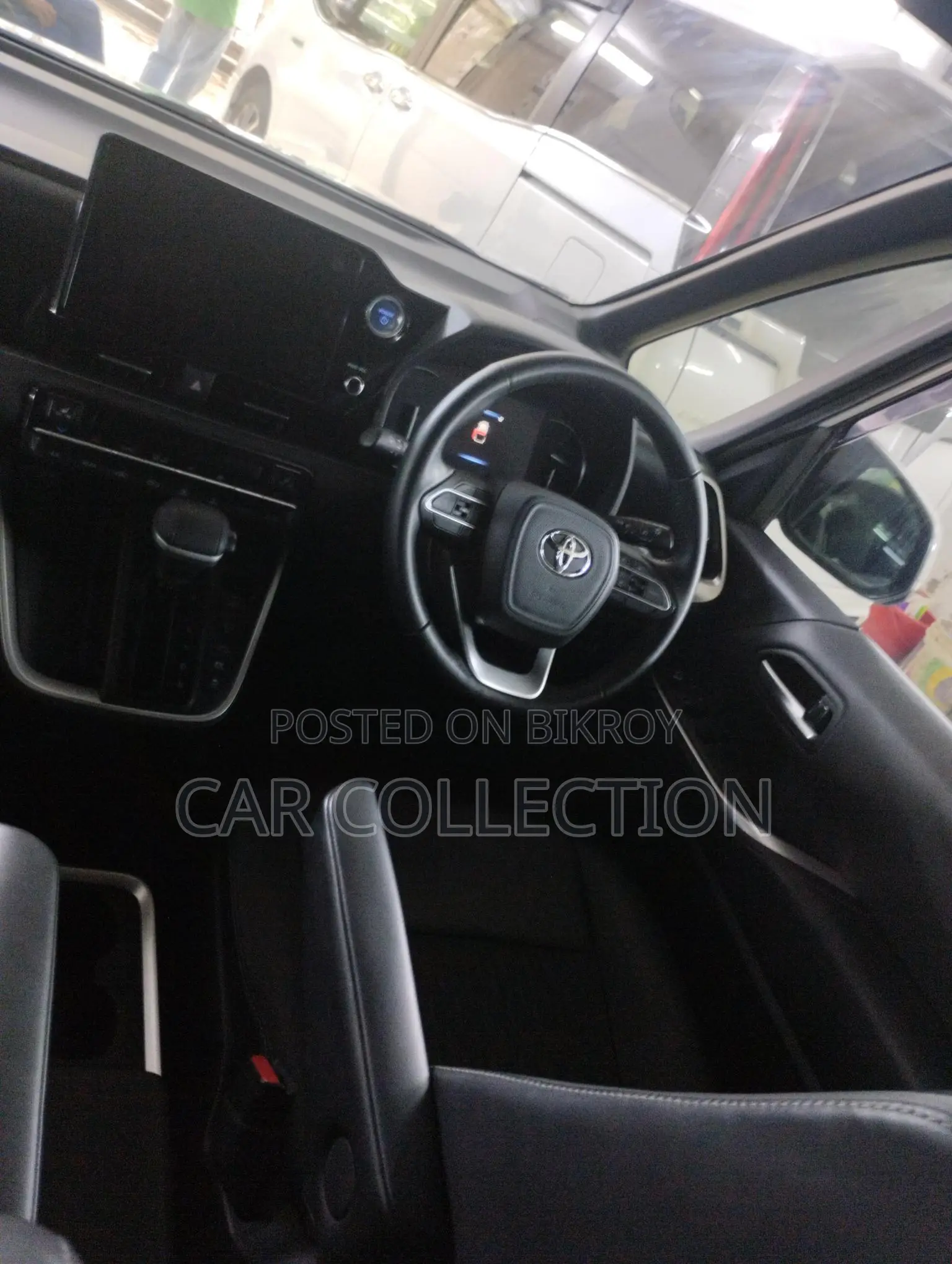 Toyota Noah SZ 2022