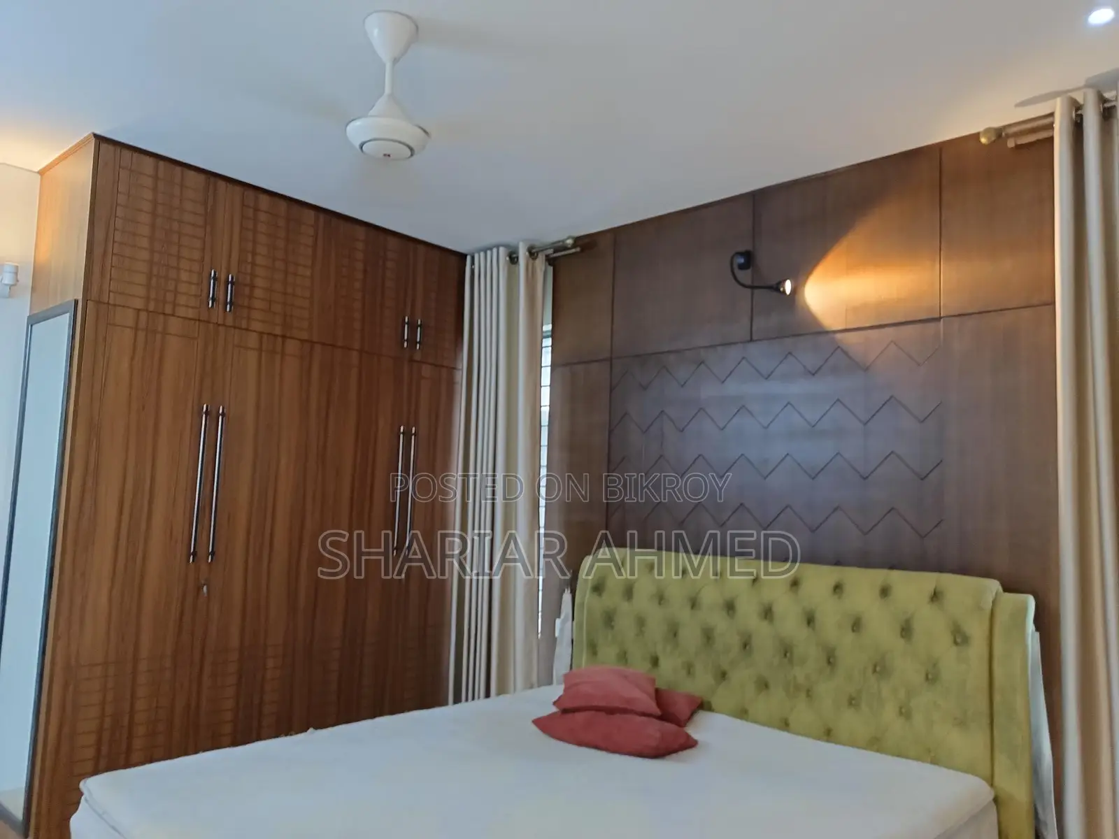 Fully Furnished Lake View Apartment For Rent In Gulshan 2
