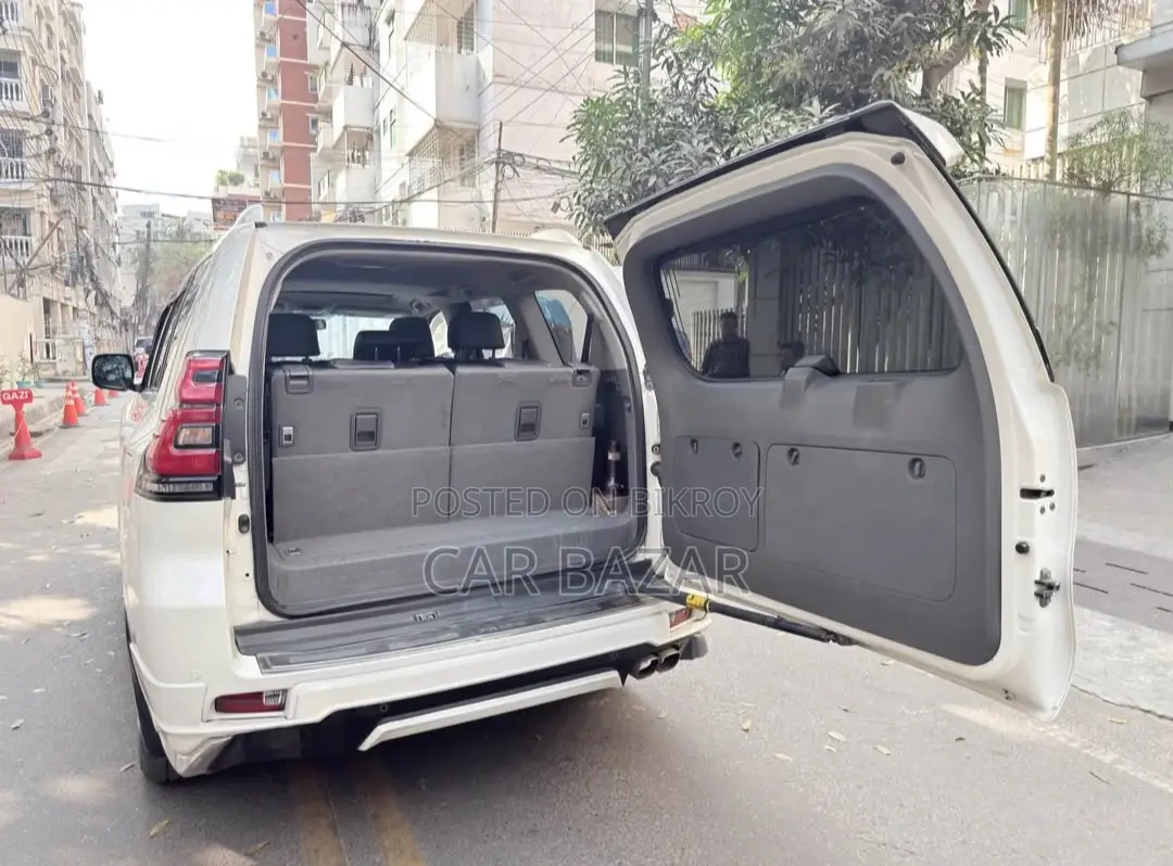 Toyota Prado TxL 7Seat Sunroof 2010