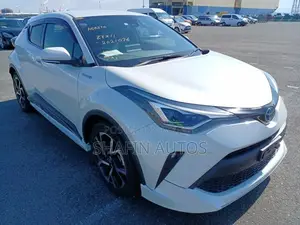 Toyota C-HR G-LED, SHOWROOM READY 2020