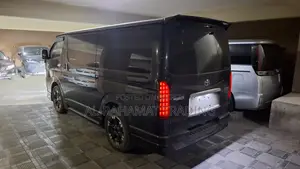 Toyota Hiace SUPER GL MODELLISTA 2022