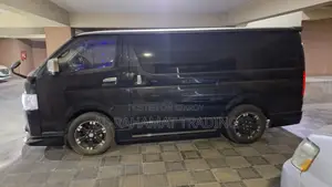 Toyota Hiace SUPER GL MODELLISTA 2022