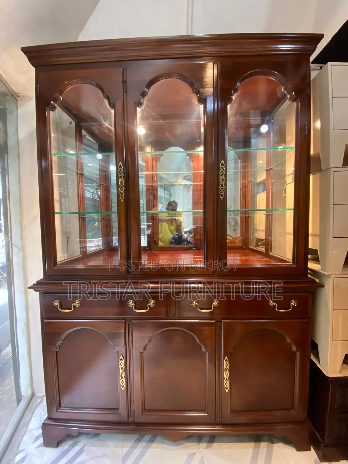 Drexel Heritage Lighted Pecan China Cabinet