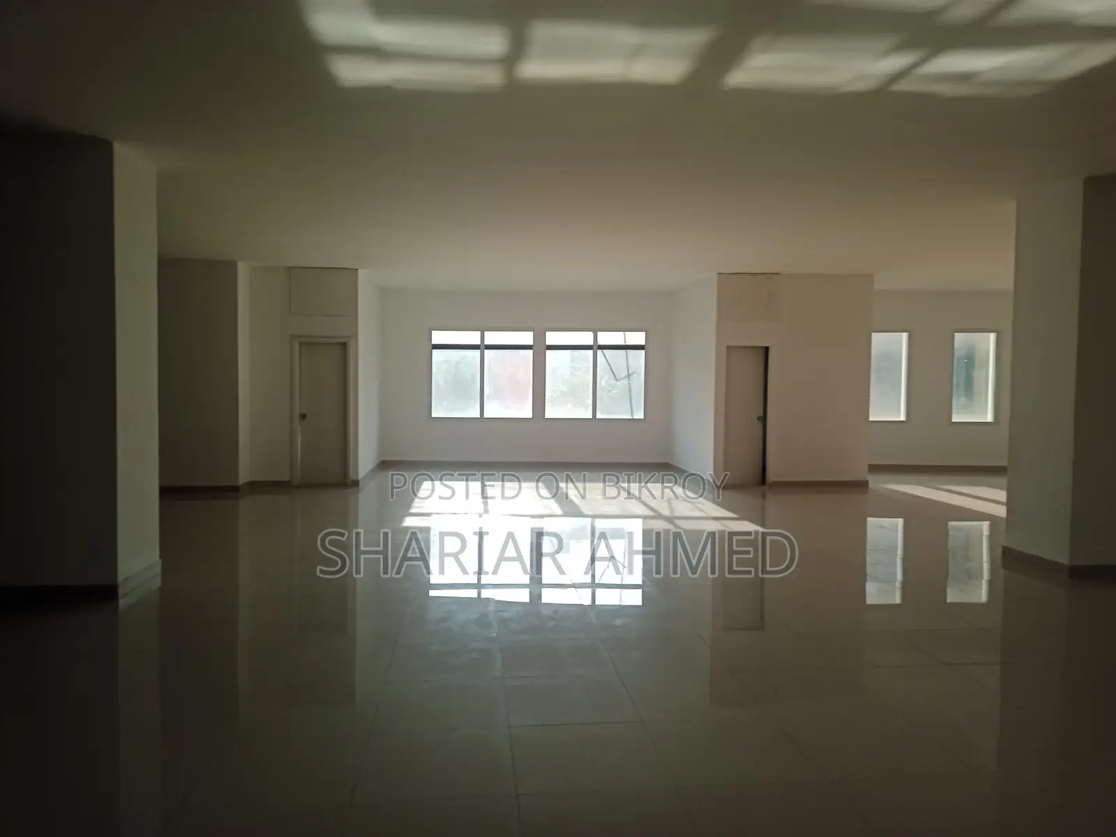 5500 SQFT COMMERCIAL SPACE FOR RENT GULSHAN AVENUE