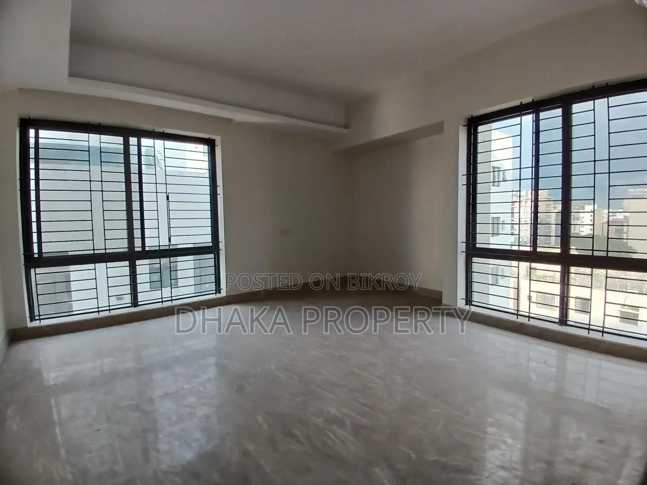 4Bed Gym Swimming Pool Luxurious Brand New Apt.Rent At Baridhara Dipl.zn