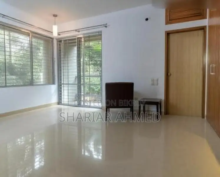 3250 Sqft 3 Bed Un-Furnished Apartment For Rent In Gulshan