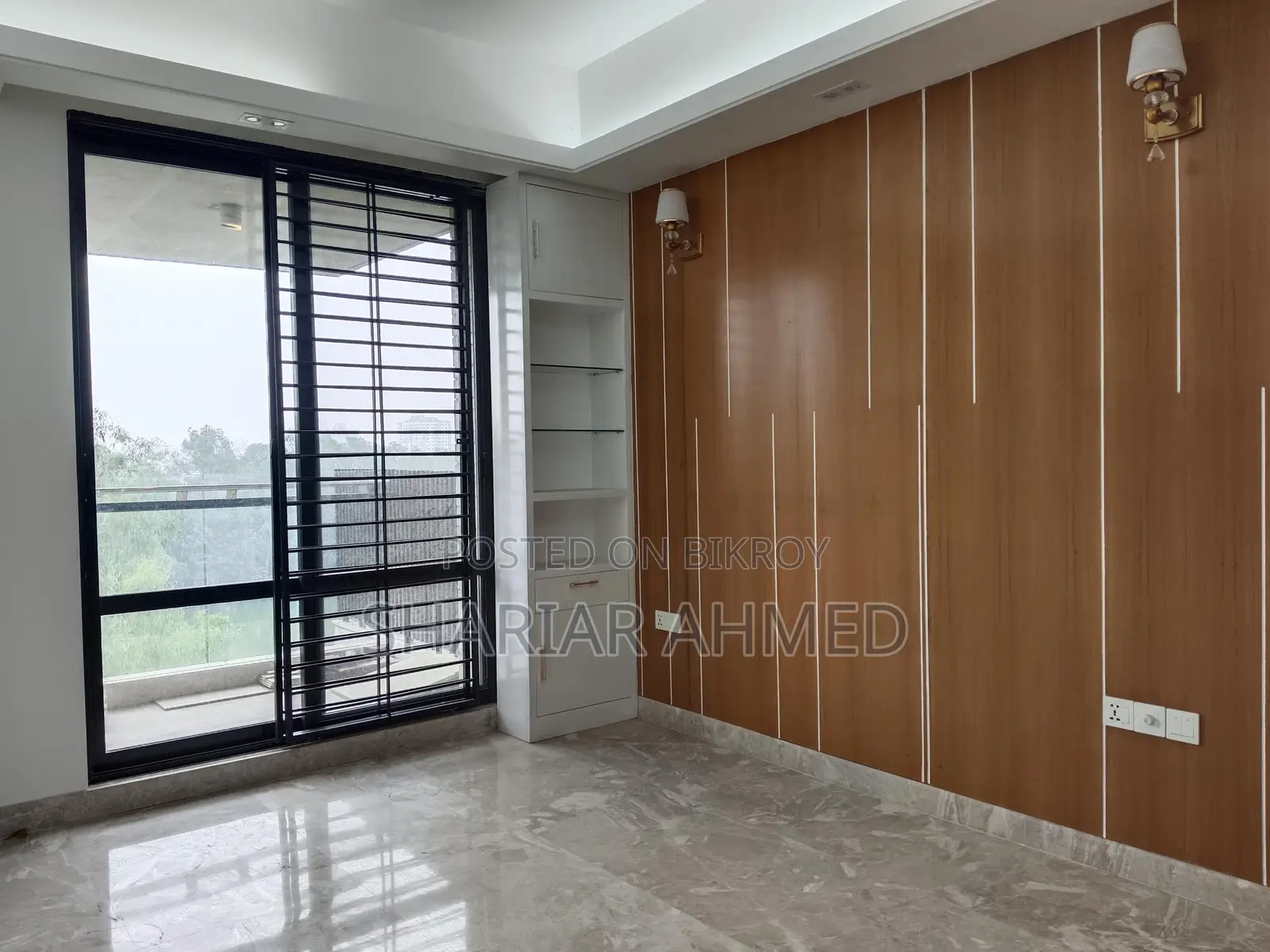 গুলশান-২ এ ৩৬০০ বর্গফুটের ৪ বেডরুমের সেমি-ফার্নিশড অ্যাপার্টমেন্ট ভাড়া হবে (জিম/সুইমিং পুলসহ)